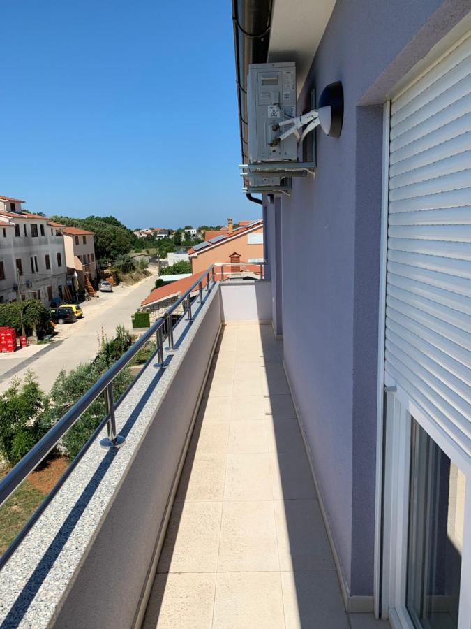 Apartman Ki Apartment Pula Luaran gambar
