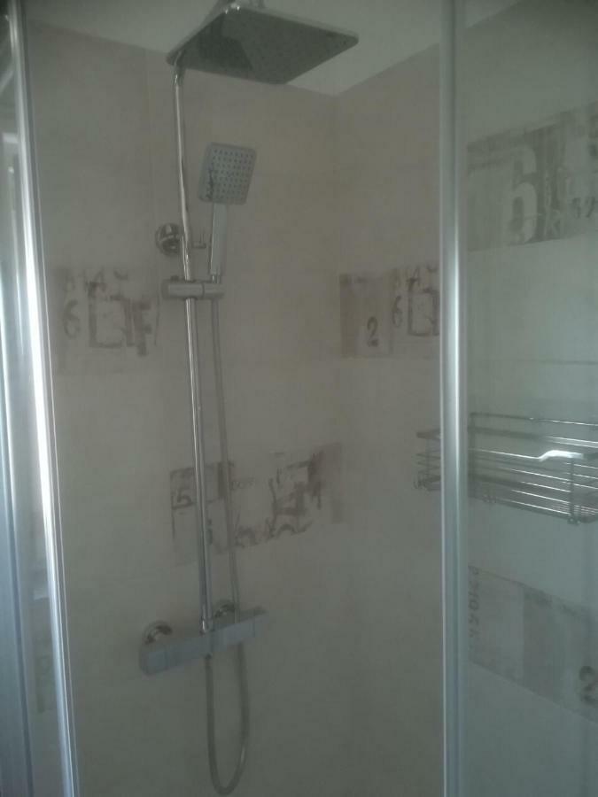 Apartman Ki Apartment Pula Luaran gambar